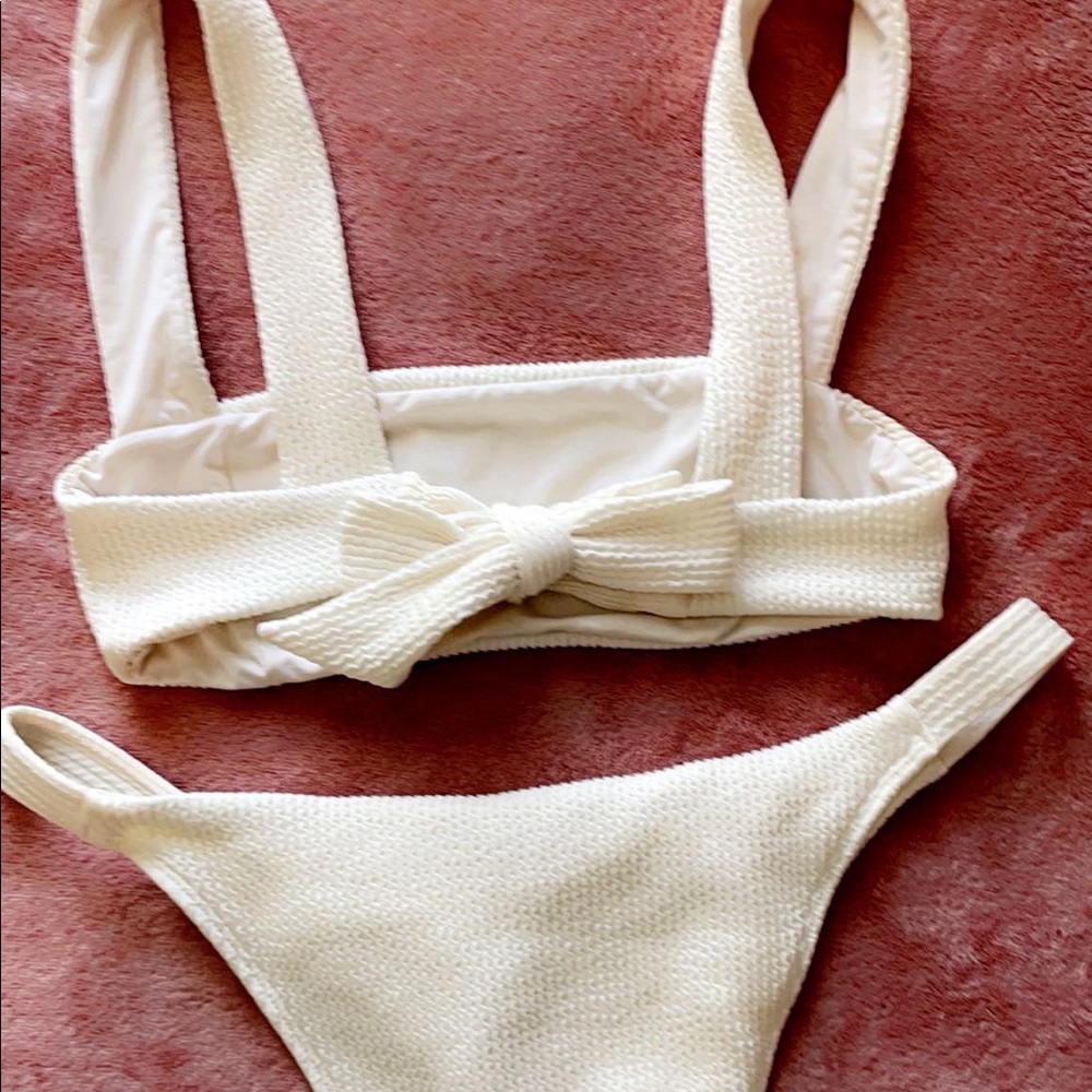 Monday Swimwear Bikini set ribbed in ivory